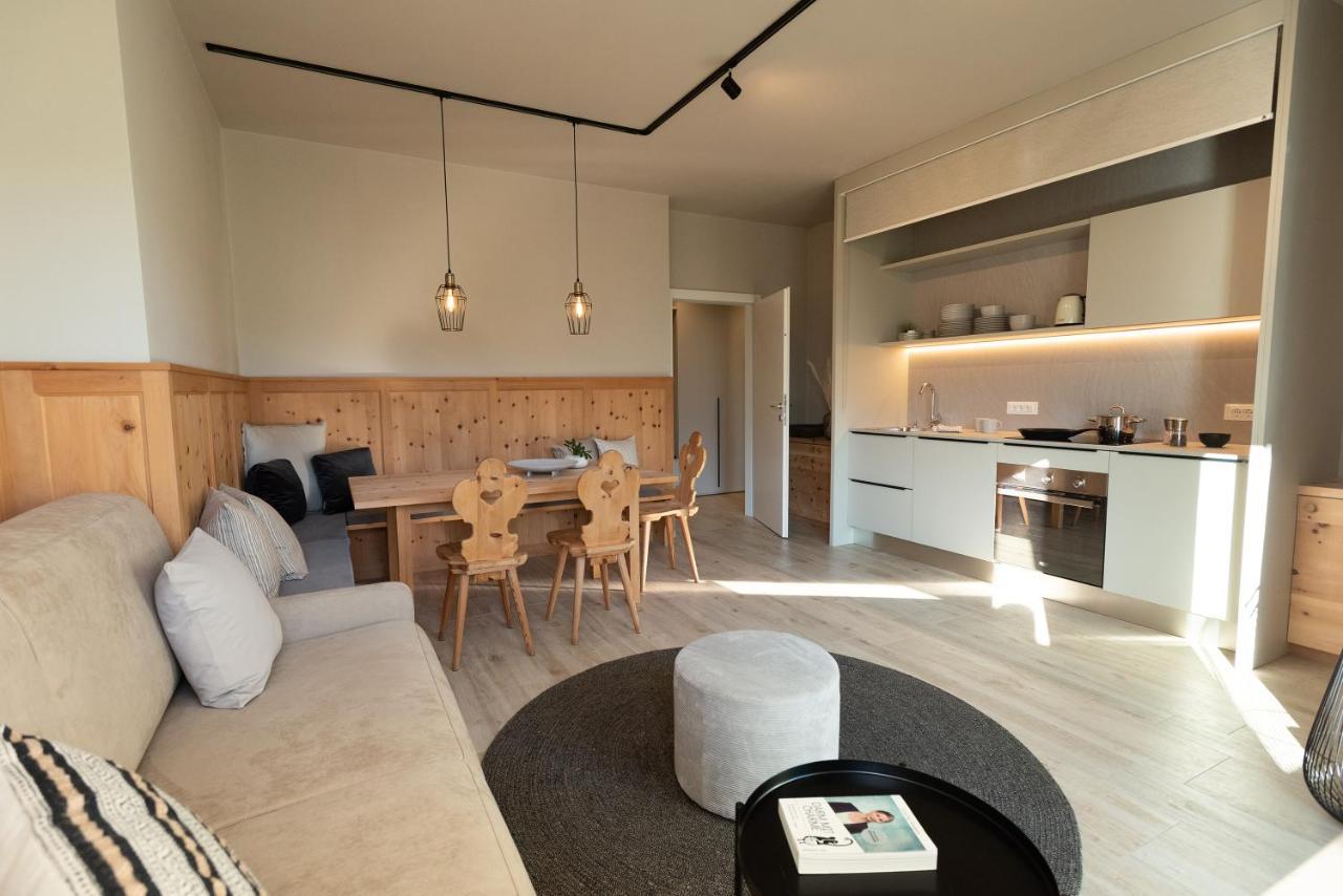 Avista Apartments Sky Meran Exterior foto